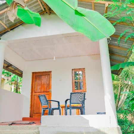 Pradeepa House Apartment อูนาวาตูนา ภายนอก รูปภาพ
