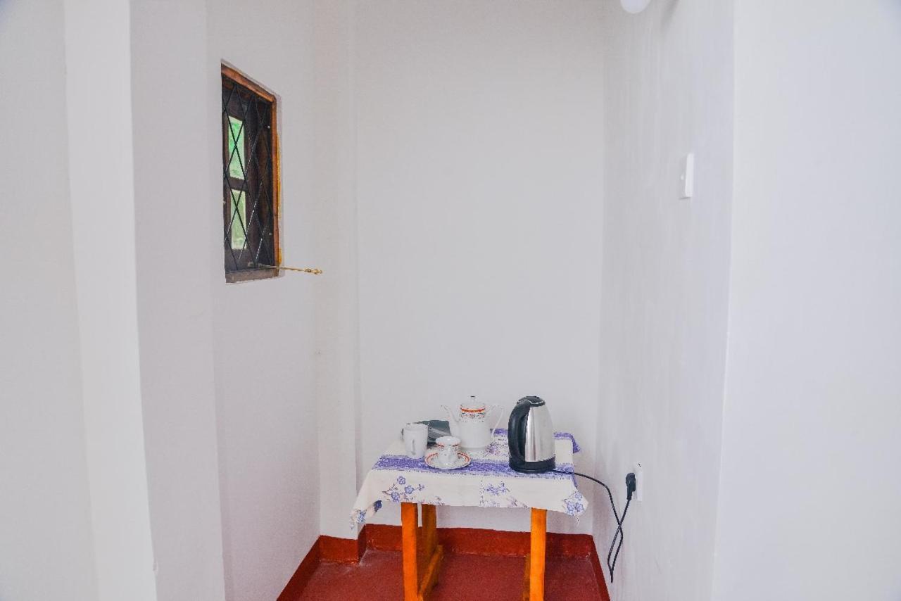 Pradeepa House Apartment อูนาวาตูนา ภายนอก รูปภาพ